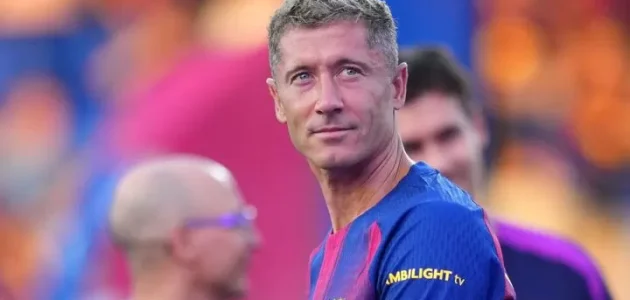 برشلونة يتلقى دفعة معنوية لتعافي روبرت ليفاندوفسكي قبل مباراة ليفانتي
